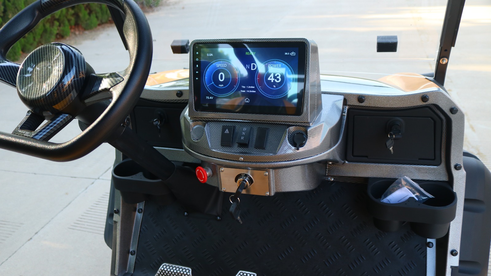 Digital speed and power gauge cluster